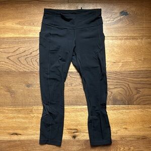Lululemon Black crop Leggings